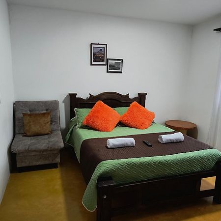 Hostal Villa Del Sol Salento Exteriör bild