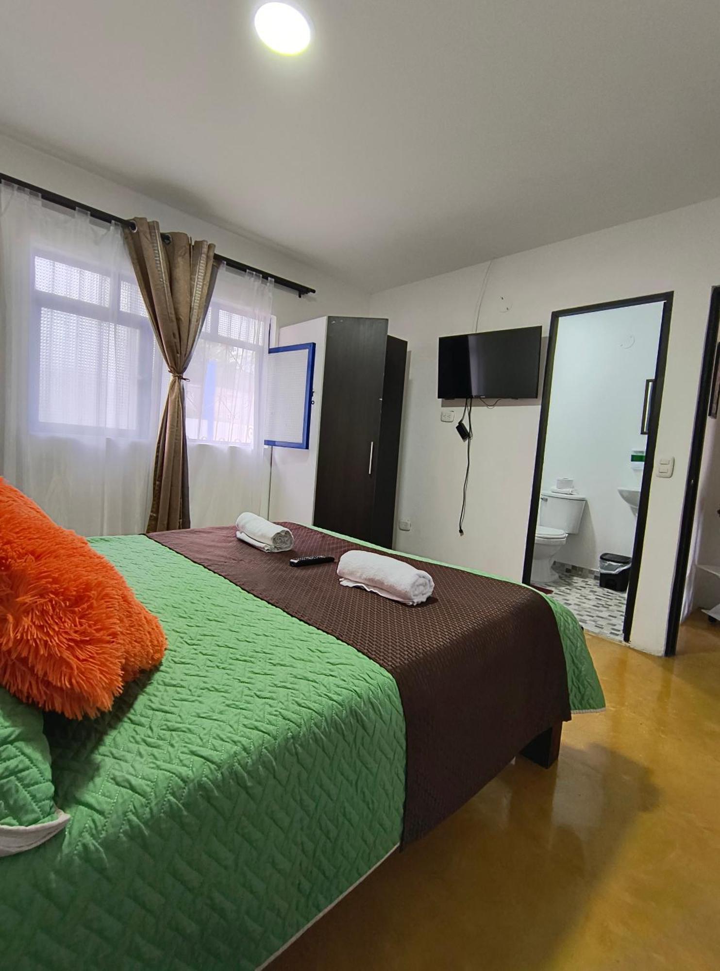 Hostal Villa Del Sol Salento Exteriör bild
