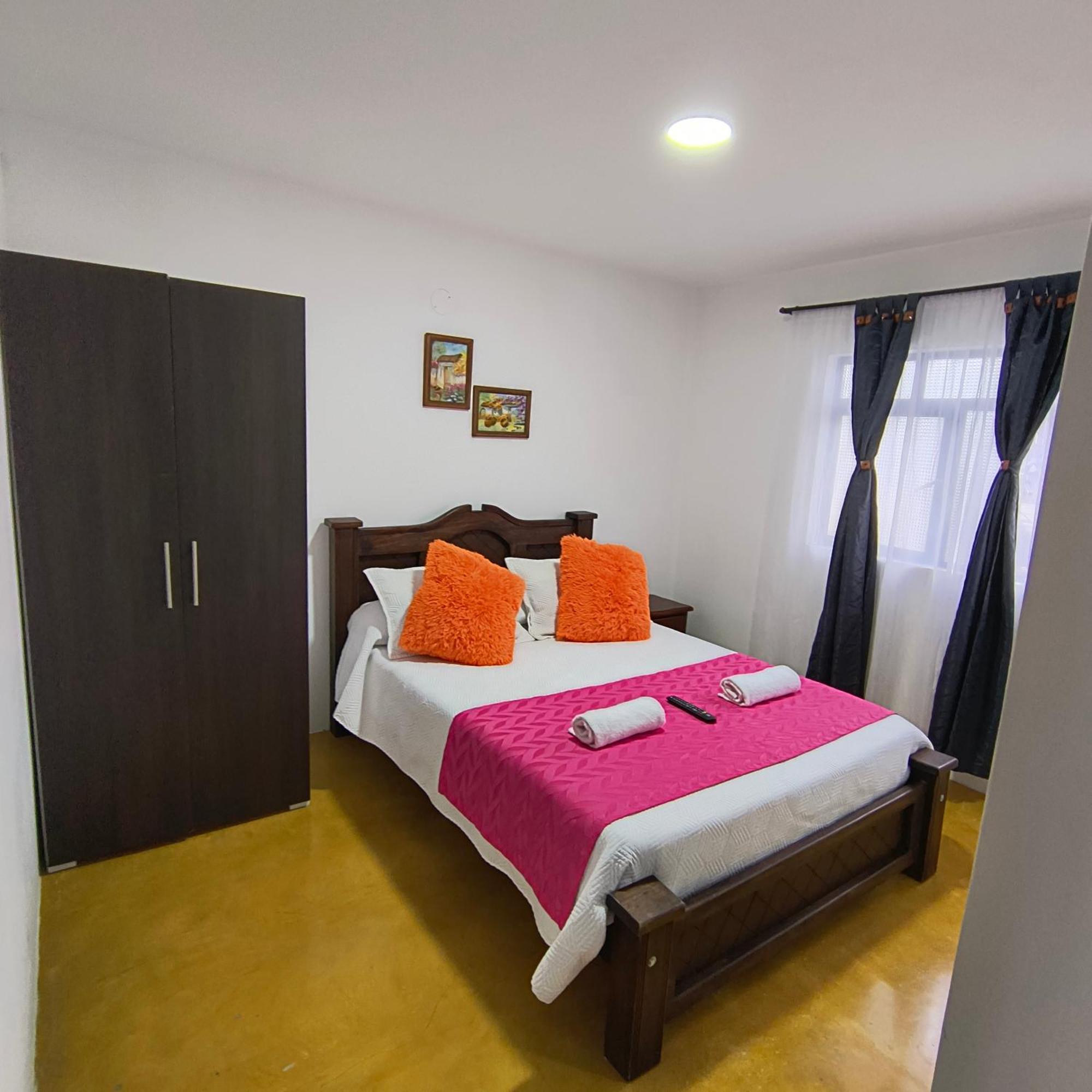 Hostal Villa Del Sol Salento Exteriör bild